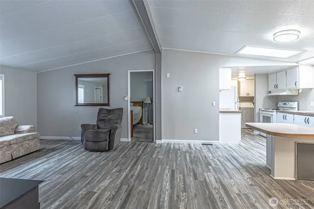 $179,950 | 2263 Anadoll Avenue, Enumclaw, WA 98022