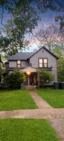 $189,900 | 418-420 Elm Street, Kalamazoo, MI 49007