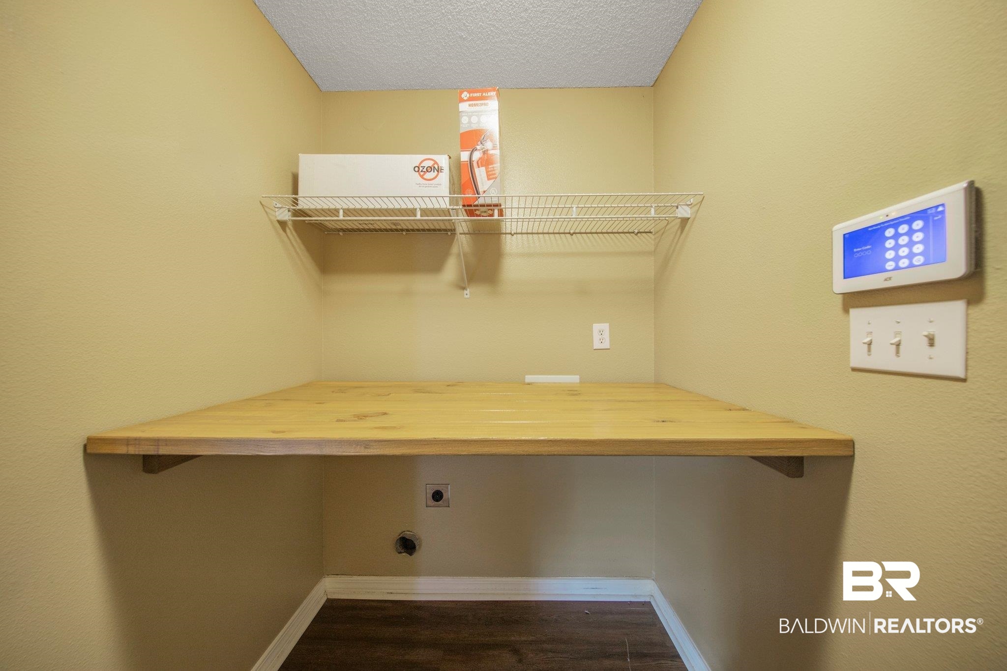 16001 Mansion Street Foley, AL 36535 - Photo 33 of 35 Laundry Room