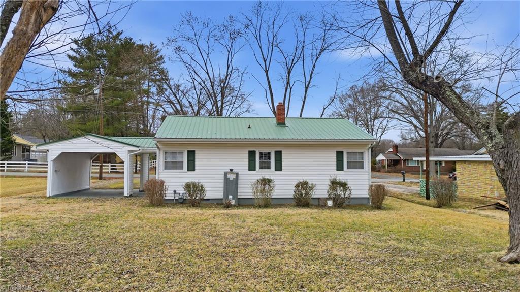 308 Walter Chambers Street Eden, NC 27288 - Photo 4 of 14