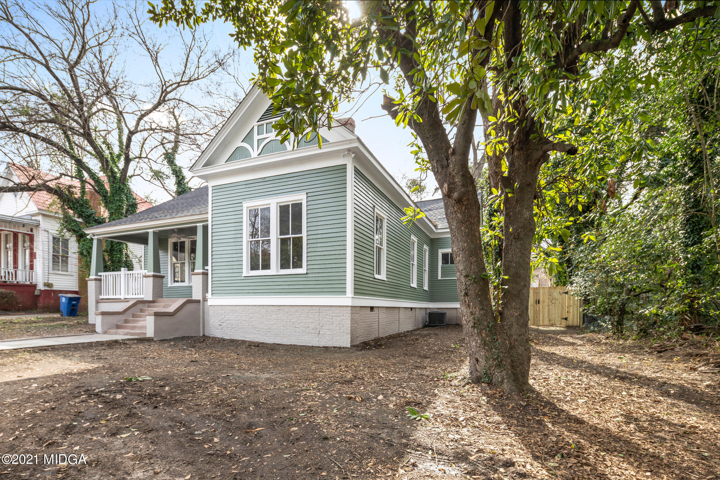 1688 Rembert Avenue Macon, GA 31201 - Photo 2 of 48 210204_JessicaFletcher_0410