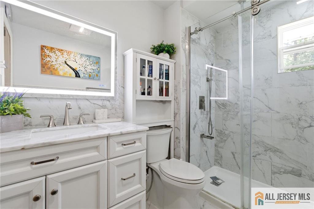 205 New Dover Road Colonia, NJ 07067 - Photo 26 of 54