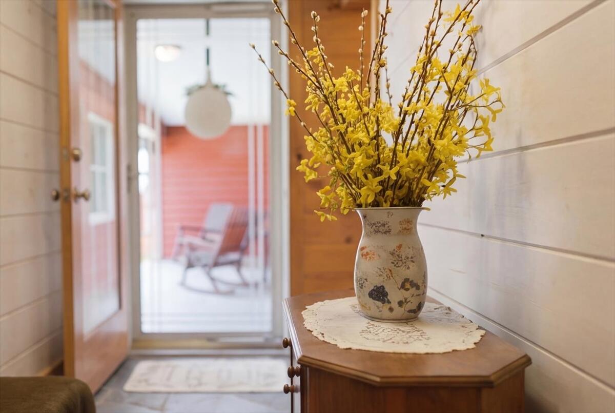 43 Holmes Road Winthrop, ME 04364 - Photo 5 of 78 036-12_hallway_d