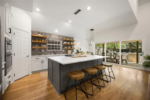 $995,000 | 6022 Prospect Avenue, Dallas, TX 75206