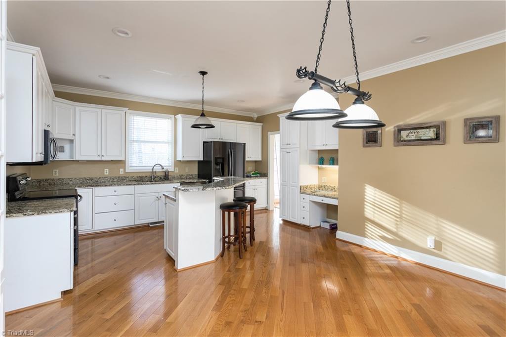 192 Tom Hunter Road Pilot Mountain, NC 27041 - Photo 12 of 29 Gallery Image 12