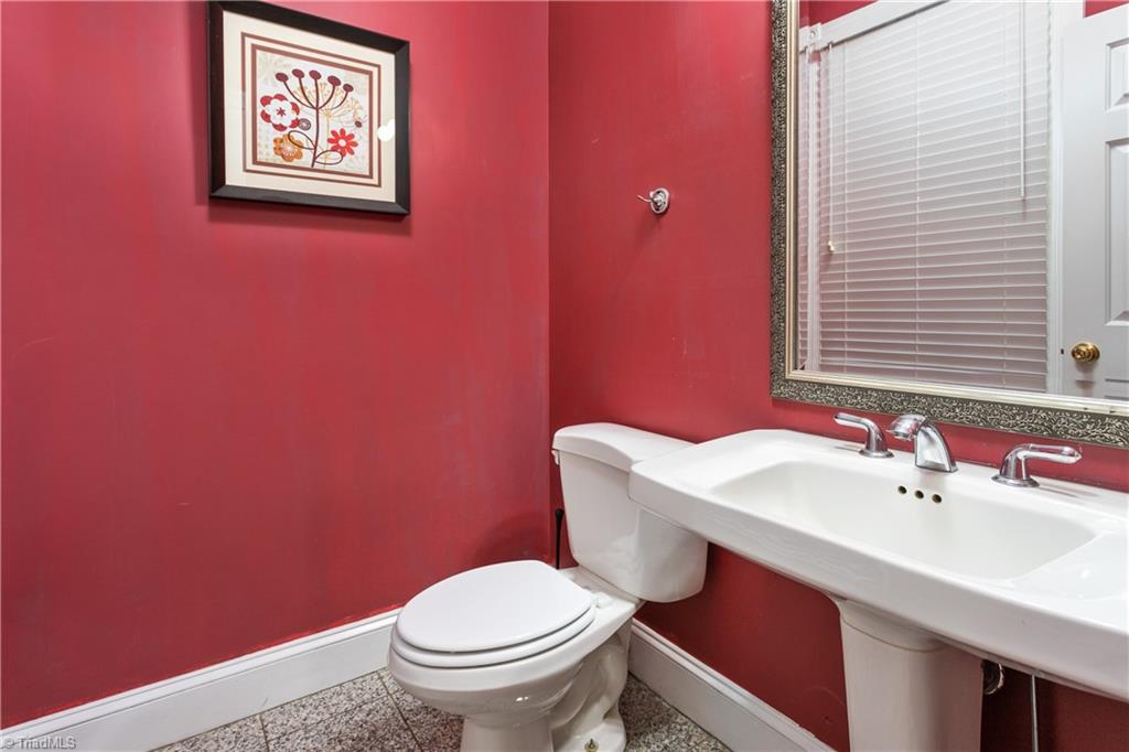 192 Tom Hunter Road Pilot Mountain, NC 27041 - Photo 14 of 29 Gallery Image 14