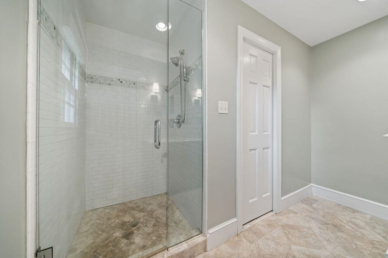 5005 Rembert Drive Raleigh, NC 27612 - Photo 20 of 29 Photo 20