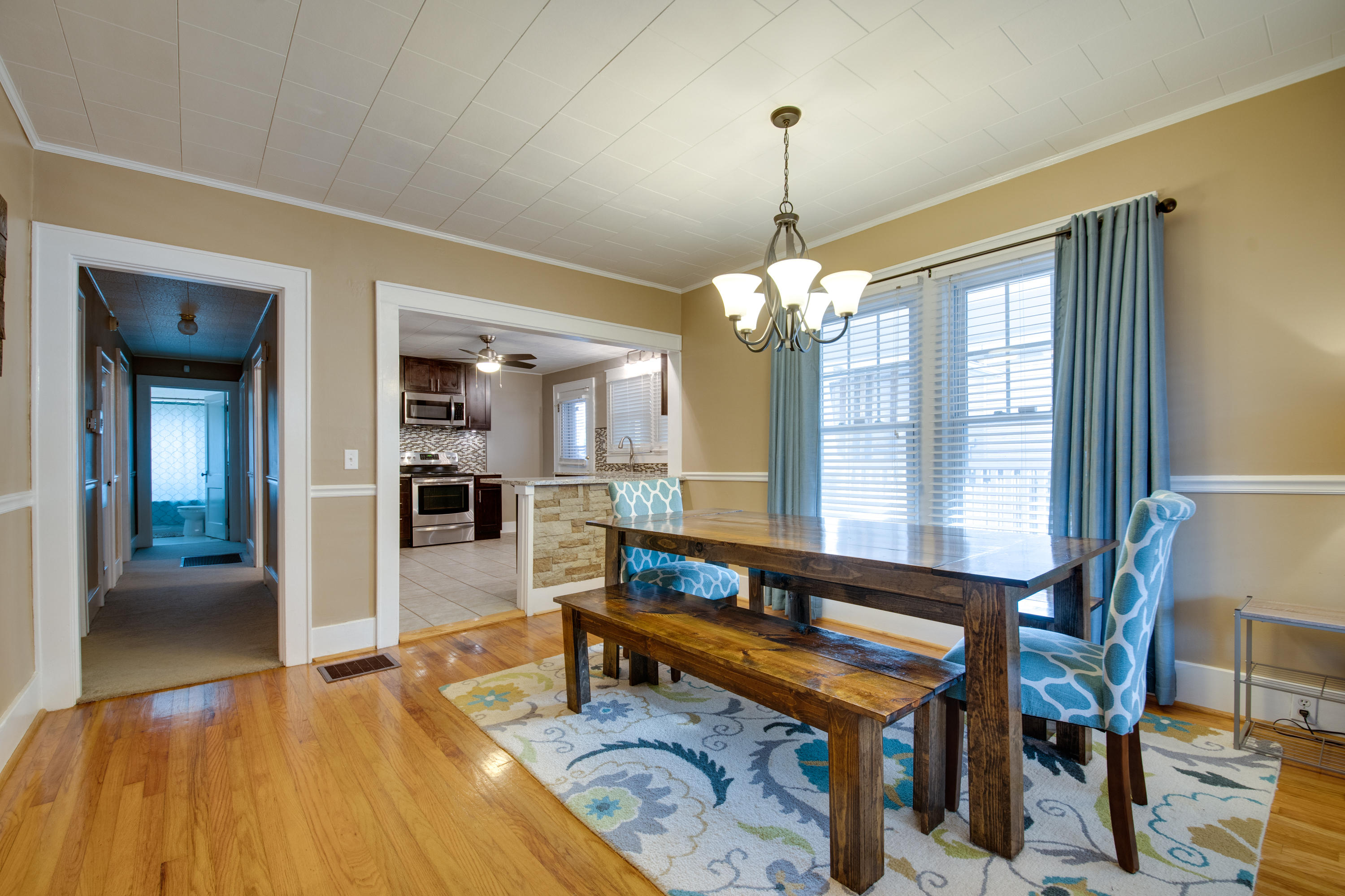 213 Harding Road Chattanooga, TN 37415 - Photo 2 of 35 213-Harding-Rd-25
