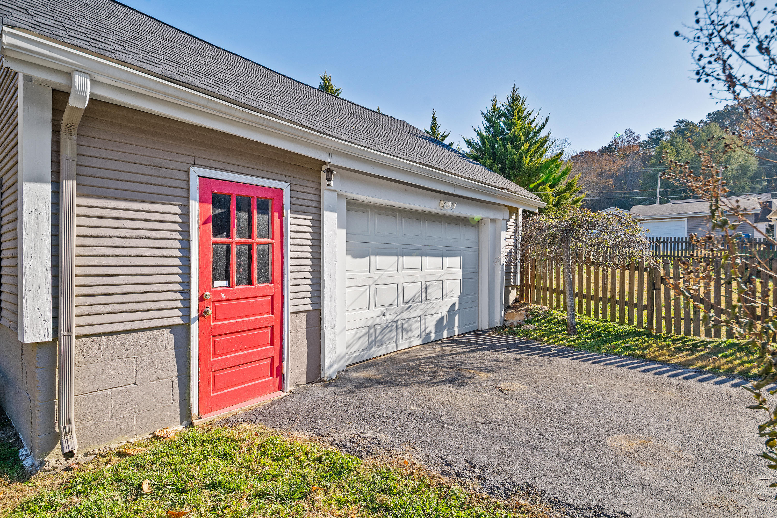 213 Harding Road Chattanooga, TN 37415 - Photo 26 of 35 213-Harding-Rd-20