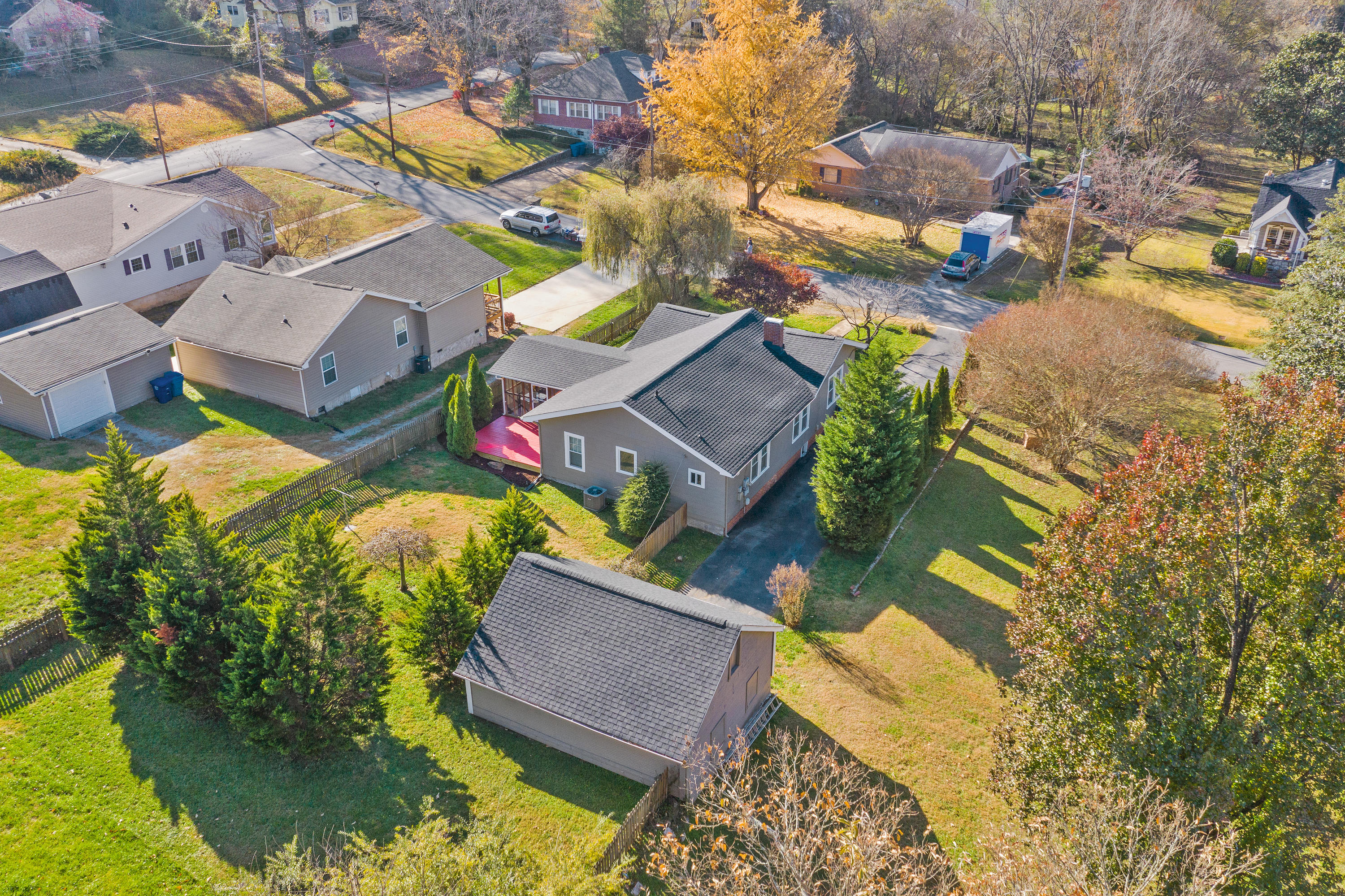 213 Harding Road Chattanooga, TN 37415 - Photo 29 of 35 213-Harding-Rd-23