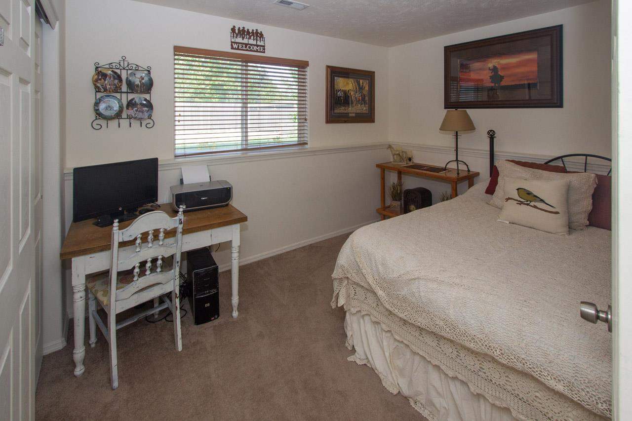 625 South Bowdish Road Spokane Valley, WA 99206 - Photo 15 of 20