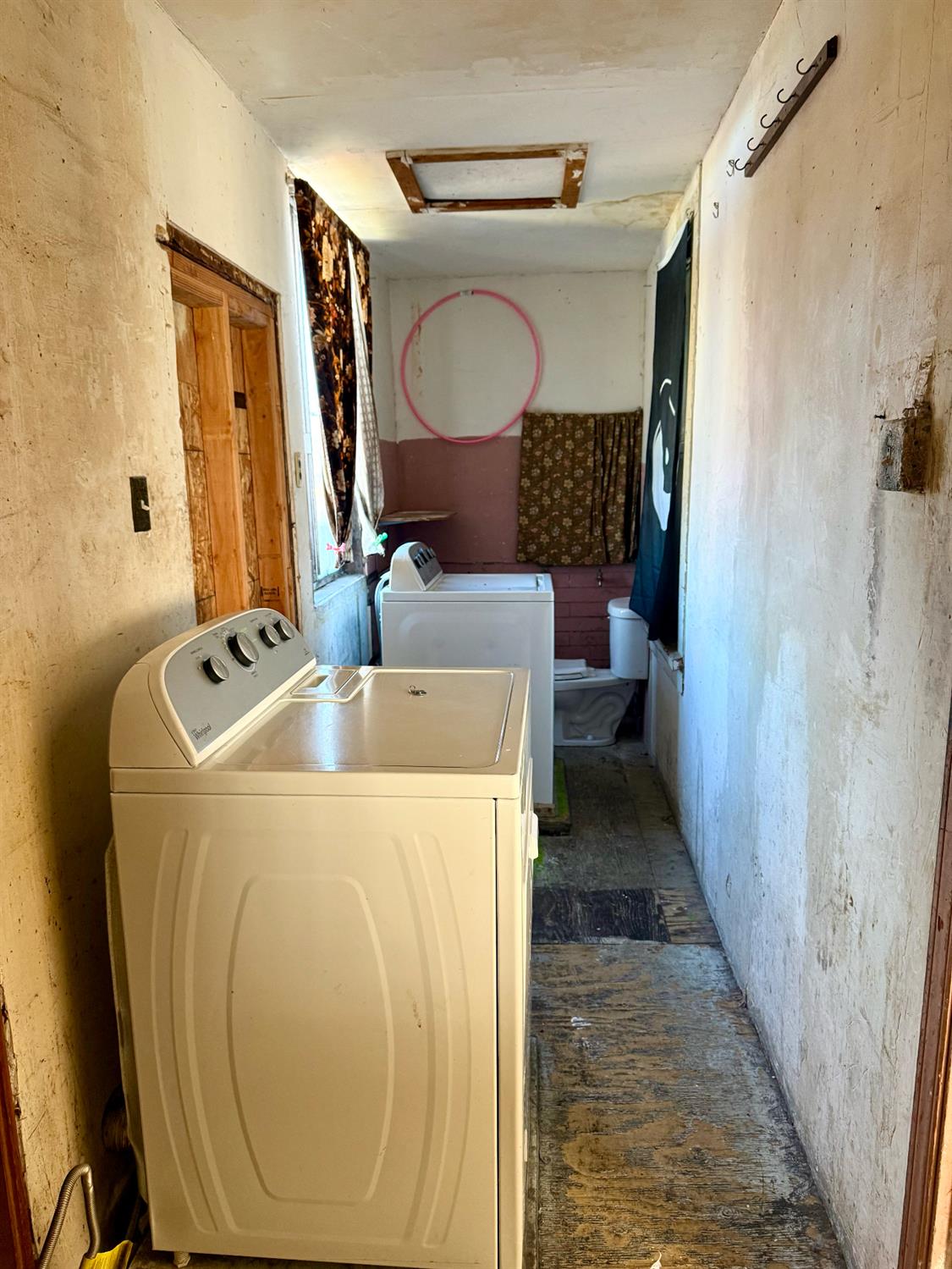 641 9th Street Richmond, CA 94801 - Photo 10 of 14 a view of living room washer and dryer