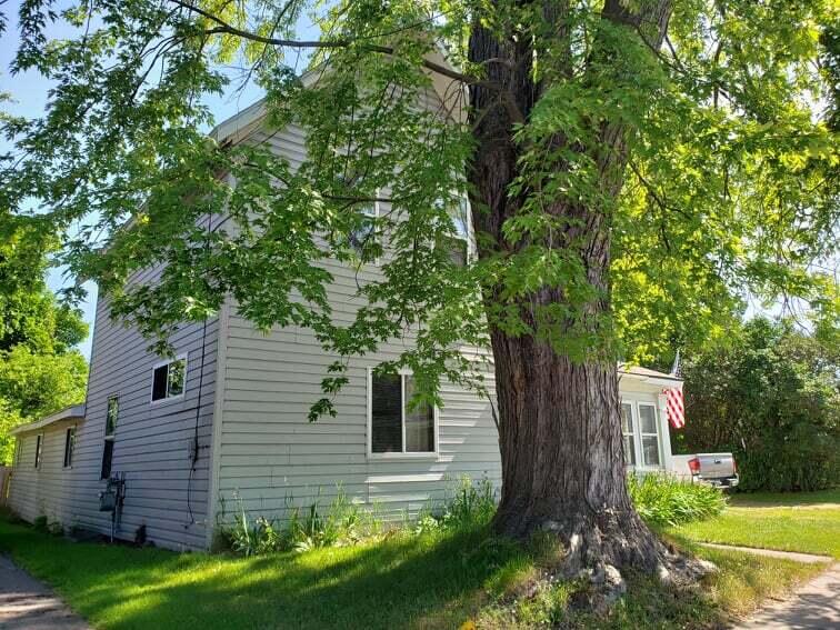 230 Ridge Street Sault Ste. Marie, MI 49783 - Photo 29 of 33 Gallery Image 29