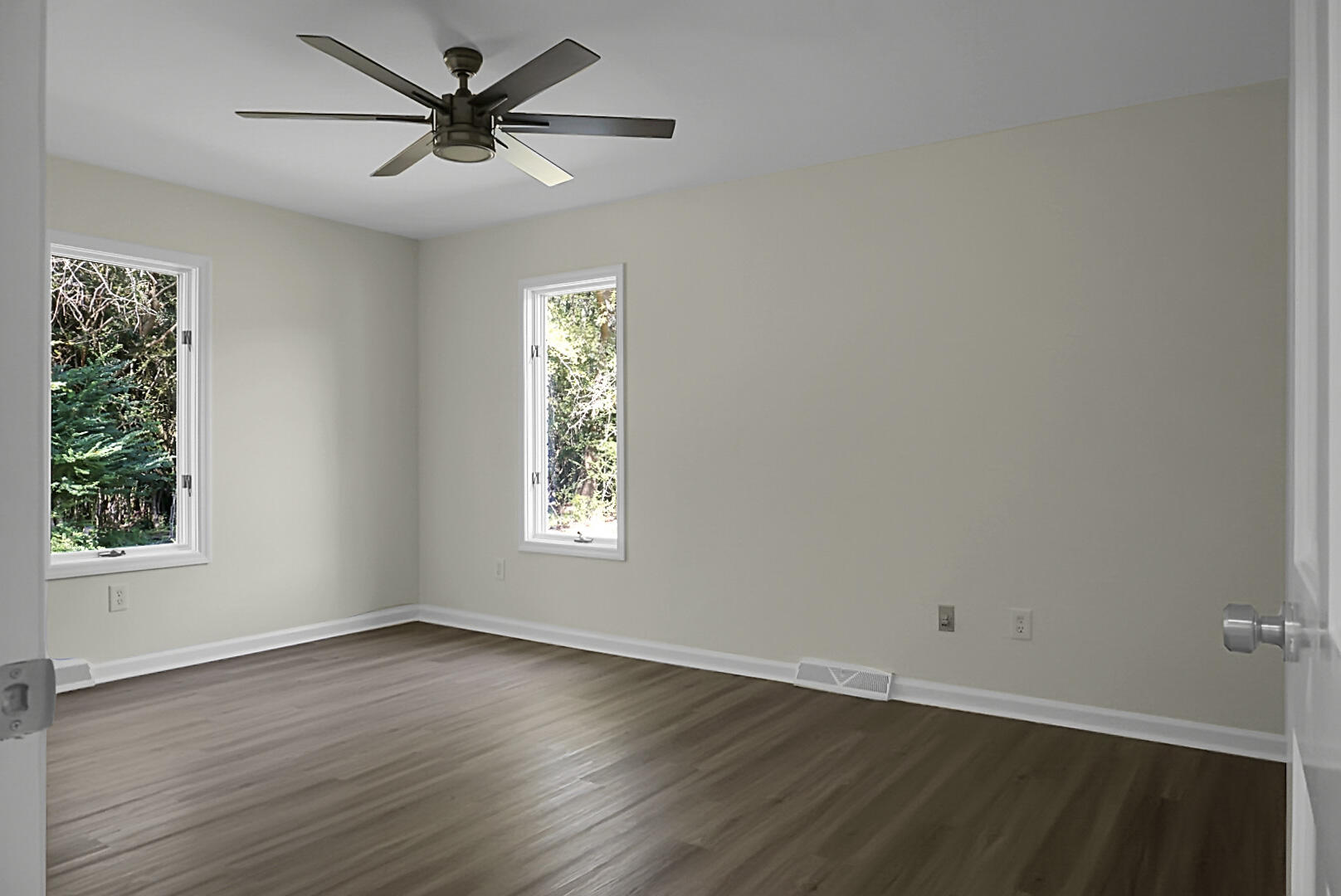 355 Generations Lane Summerville, SC 29486 - Photo 32 of 59 DSC00938