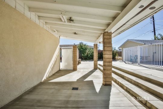 1415 Mayo Street Ridgecrest, CA 93555 - Photo 30 of 34 a view of a living room