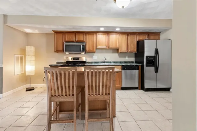 $565,000 | 18 Dale Street, Unit 9D, Andover, MA 01810