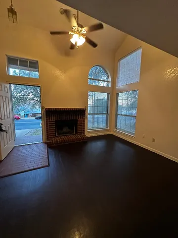 $1,675 | 7213 Oak Meadow Drive, Unit A, Austin, TX 78736