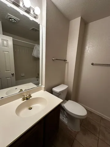 $1,675 | 7213 Oak Meadow Drive, Unit A, Austin, TX 78736