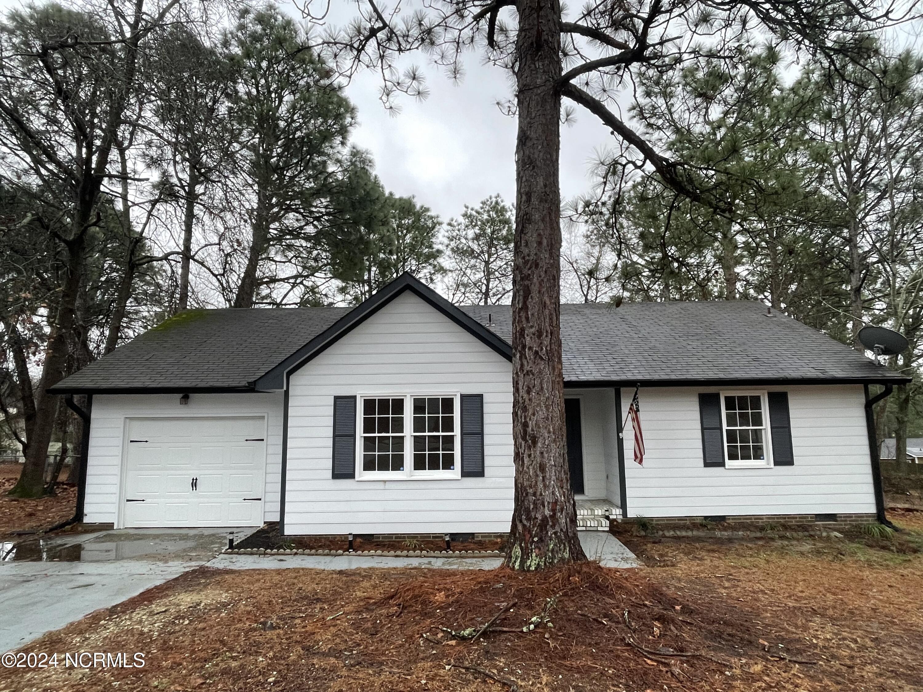 3332 Red Fox Road Spring Lake, NC 28390 - Photo 1 of 17 Front of home
