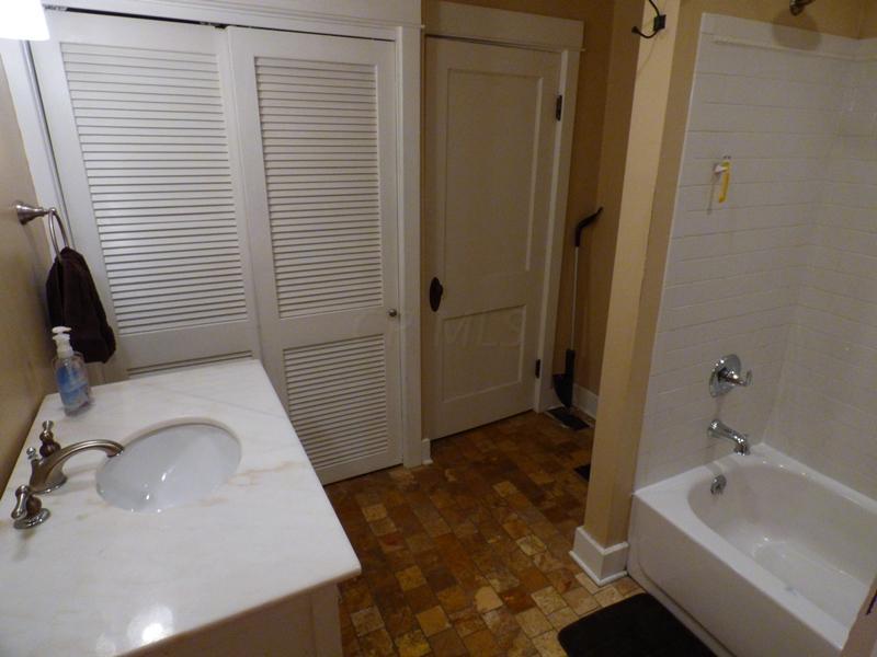 2227 East High Street Springfield, OH 45505 - Photo 18 of 23