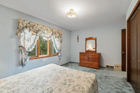 $585,000 | 3345 County Rd F South, Delavan, WI 53115