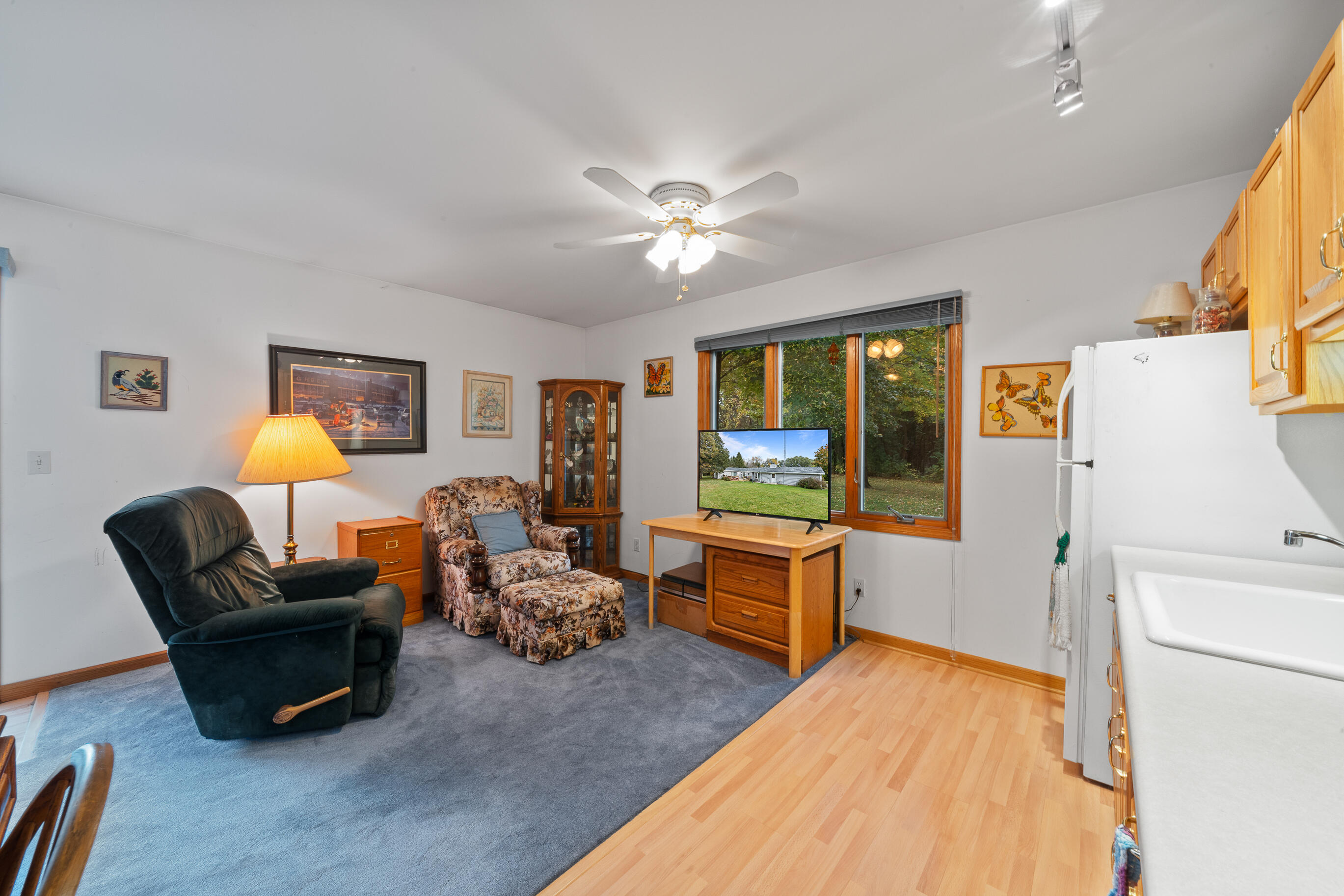 3345 County Rd F South Delavan, WI 53115 - Photo 28 of 45 28. Family Room b