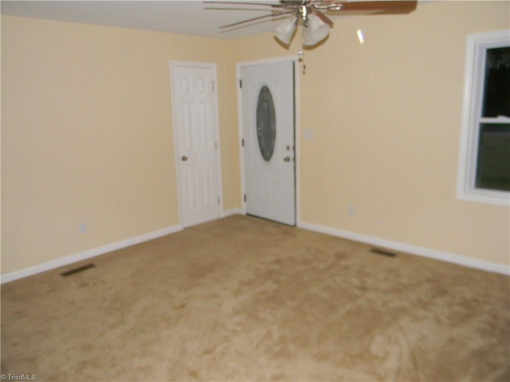 7207 Turnpike Road Archdale, NC 27263 - Photo 6 of 22 Gallery Image 6