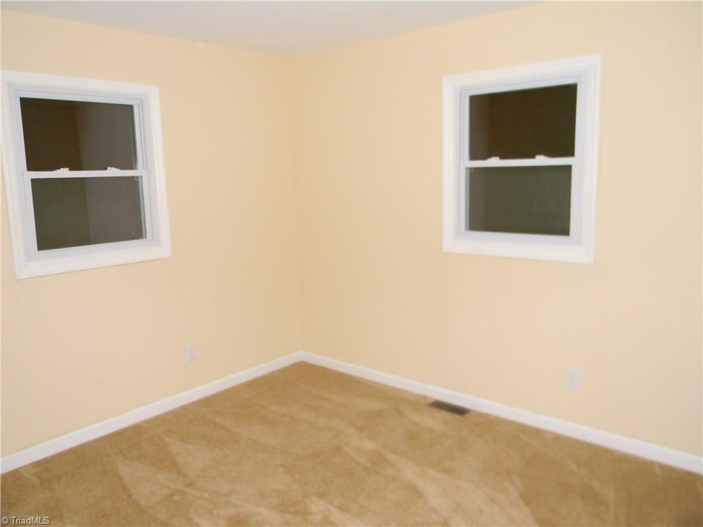 7207 Turnpike Road Archdale, NC 27263 - Photo 8 of 22 Gallery Image 8