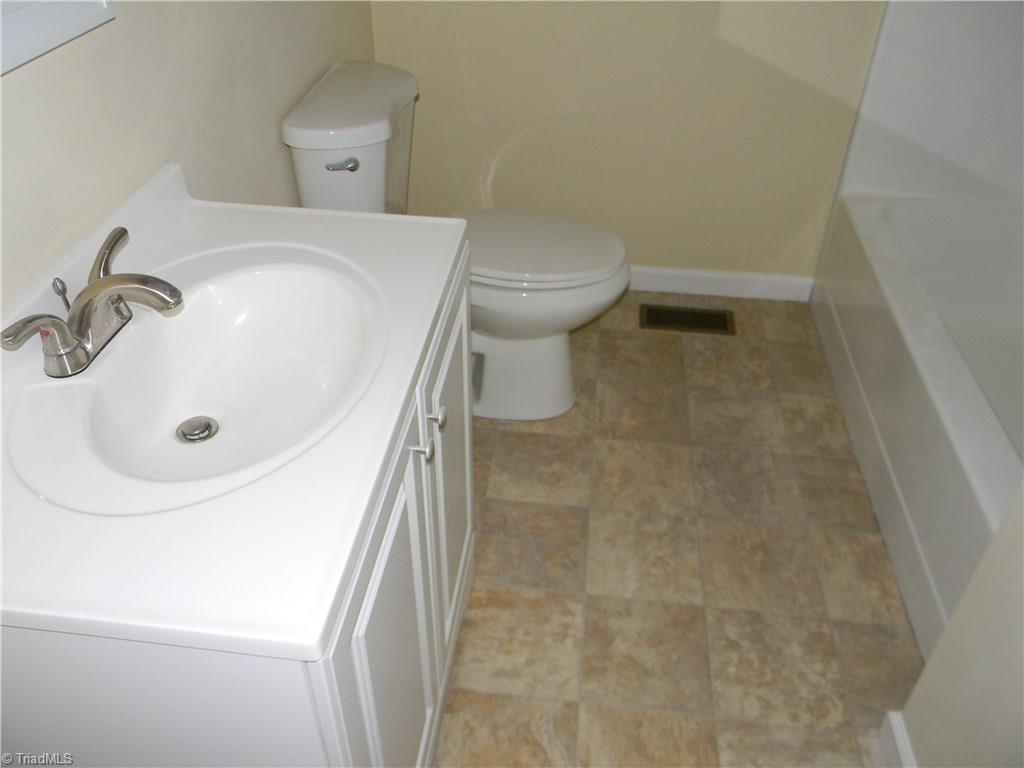 7207 Turnpike Road Archdale, NC 27263 - Photo 9 of 22 Gallery Image 9