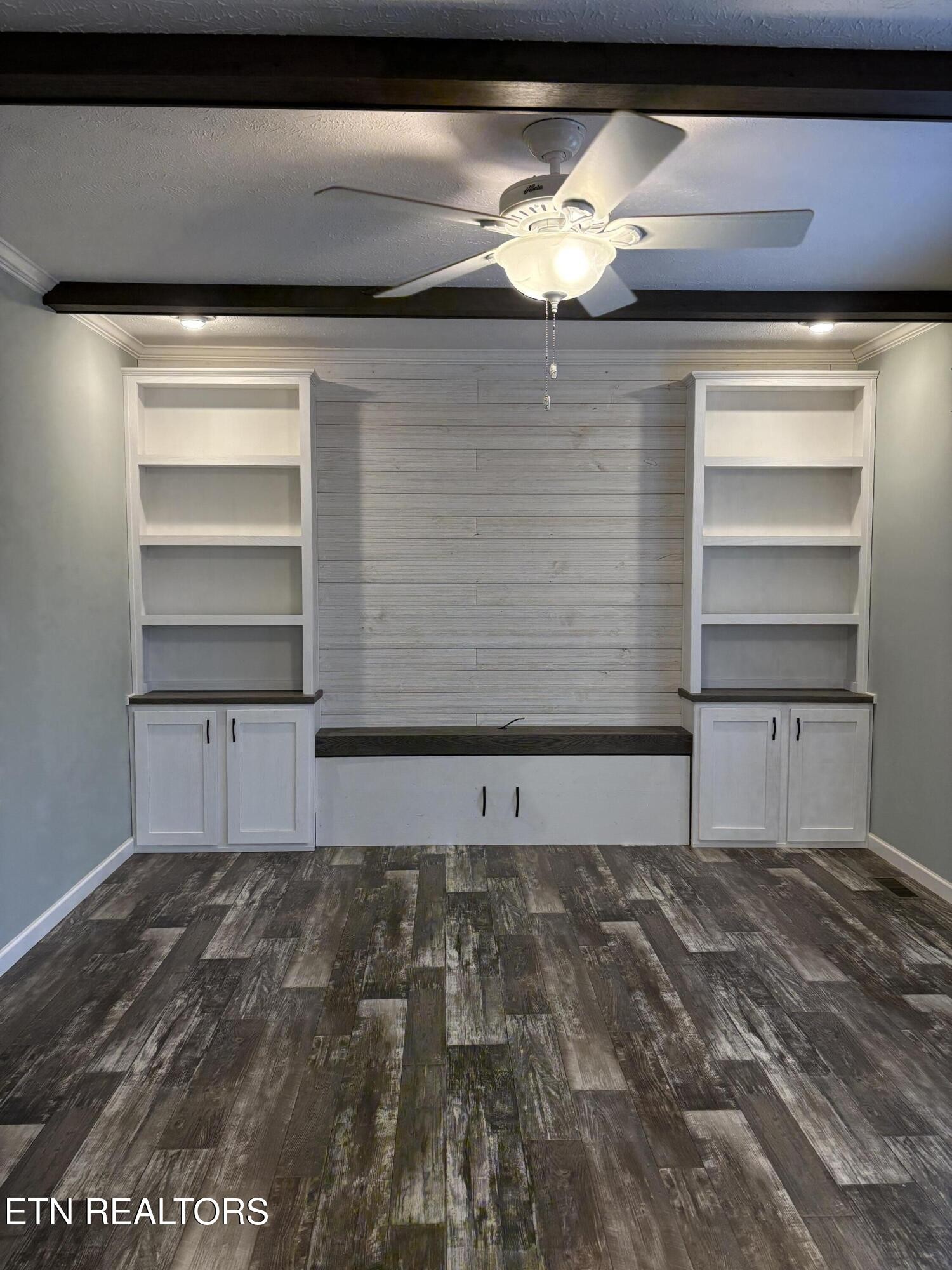 136 Hillview Road Ten Mile, TN 37880 - Photo 13 of 34 a view of room