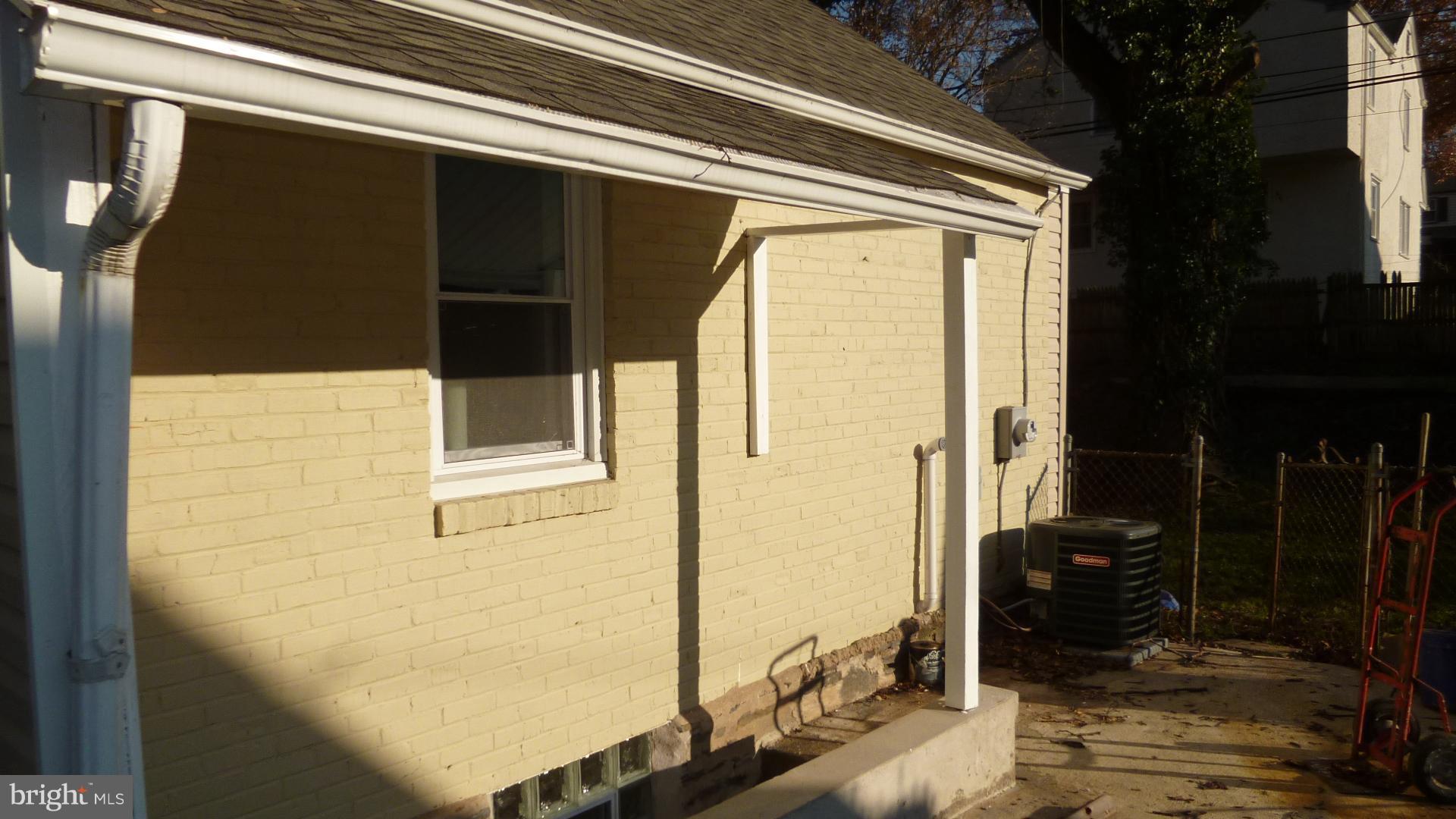 748 East Providence Road Aldan, PA 19018 - Photo 4 of 35 Gallery Image 4