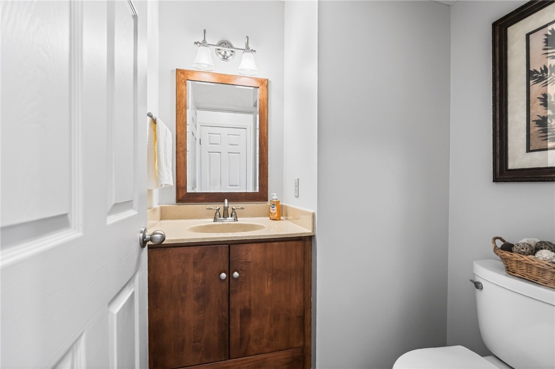 57 Edenfield Road Penfield, NY 14526 - Photo 18 of 50