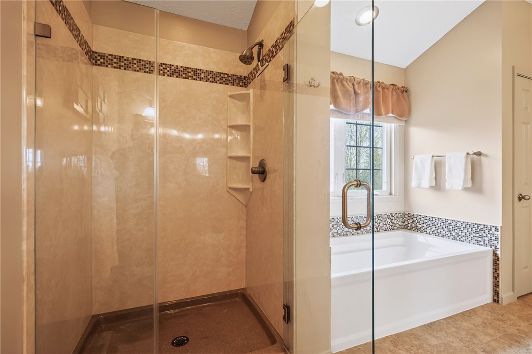 57 Edenfield Road Penfield, NY 14526 - Photo 23 of 50