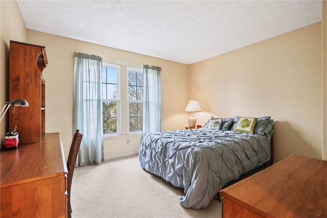 57 Edenfield Road Penfield, NY 14526 - Photo 29 of 50