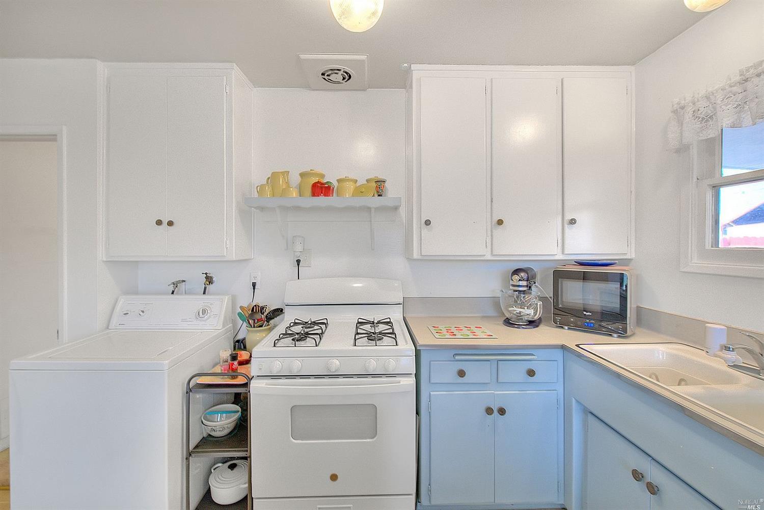 10647 Renner Street Riverside, CA 92505 - Photo 13 of 50