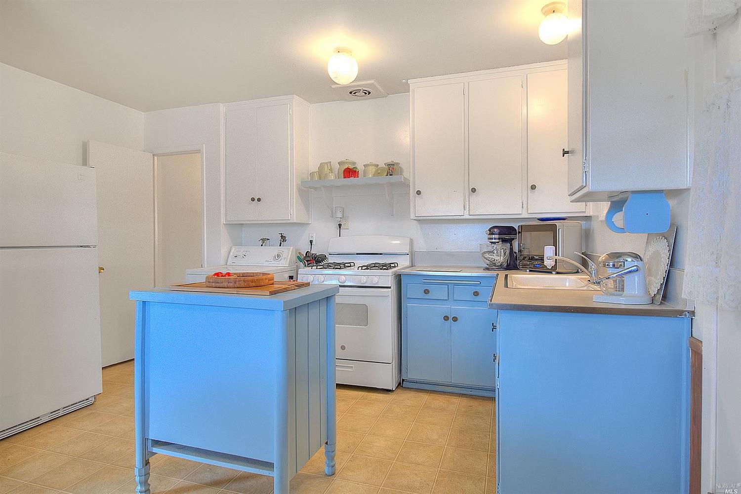 10647 Renner Street Riverside, CA 92505 - Photo 9 of 50