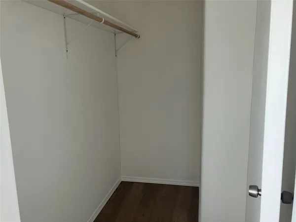$1,100 | 118 Walnut Street, Blessing, TX 77414