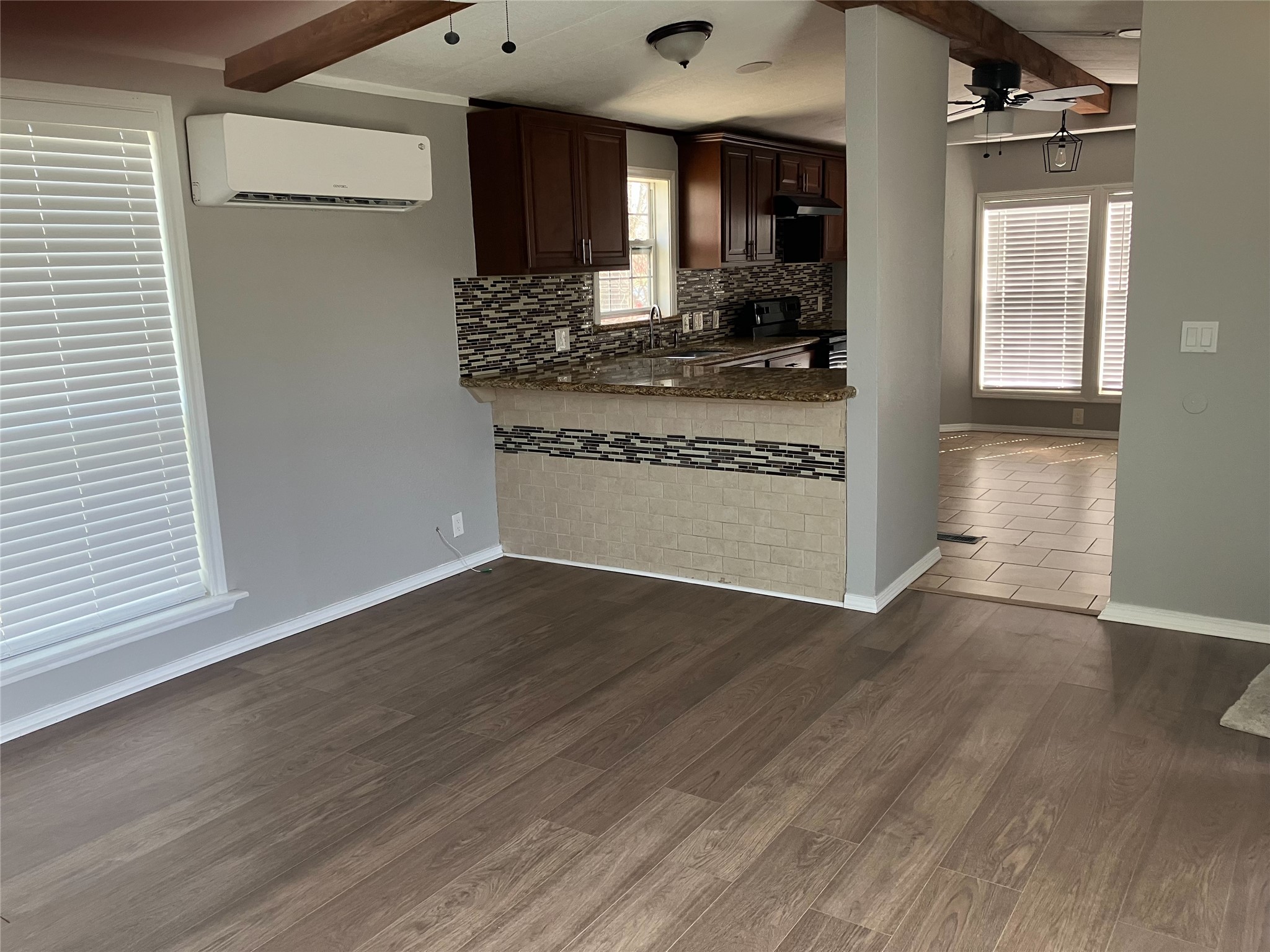 118 Walnut Street Blessing, TX 77414 - Photo 10 of 19