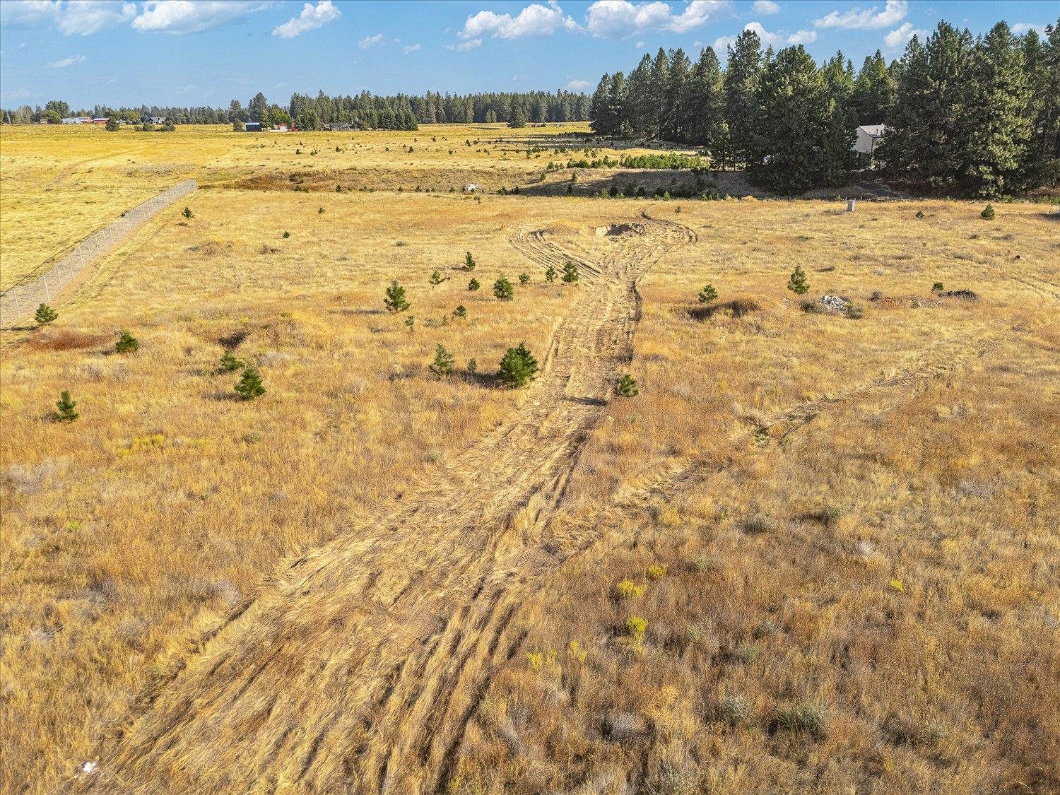 1702 West Monroe Road Colbert, WA 99005 - Photo 3 of 17