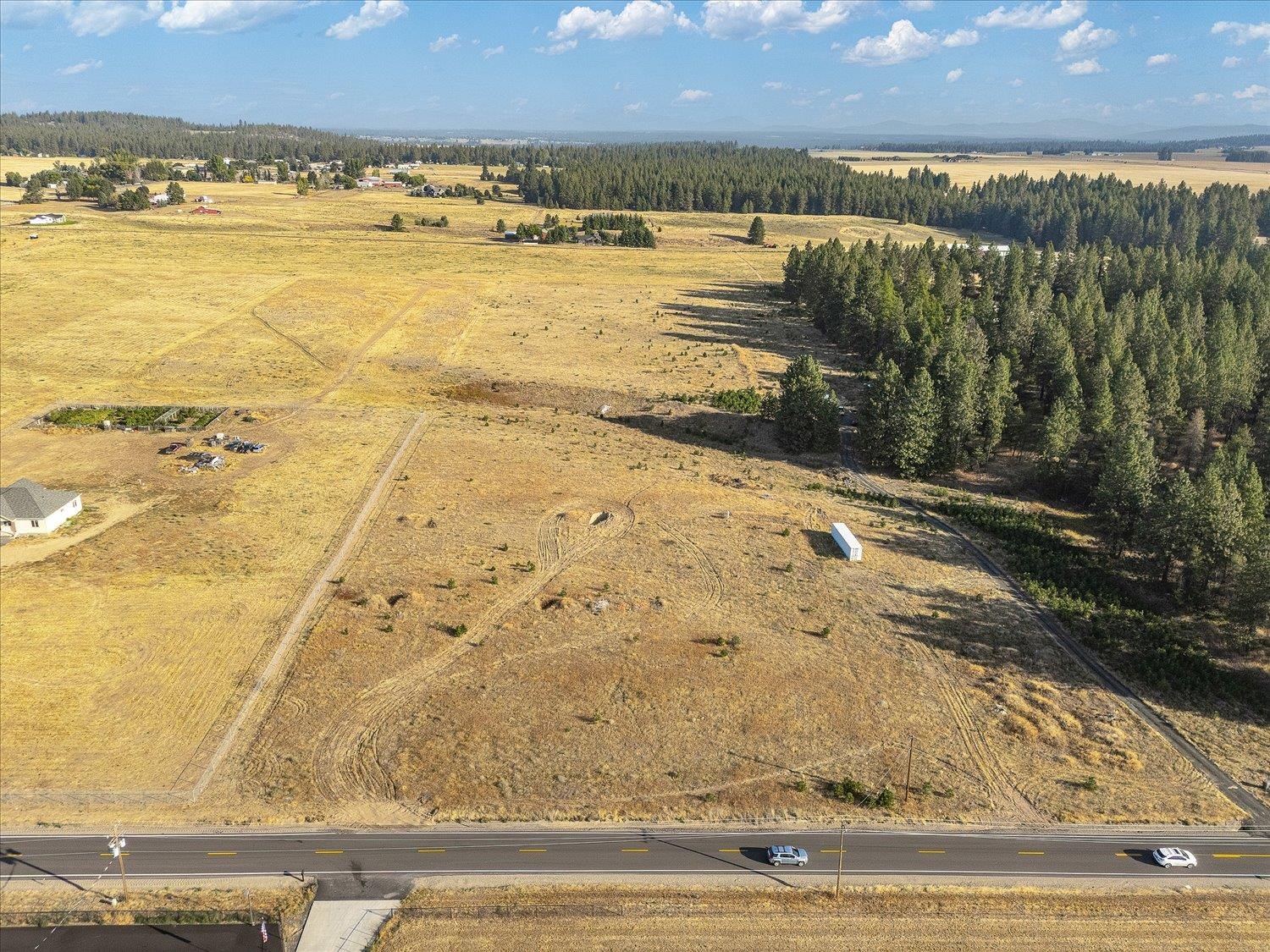 1702 West Monroe Road Colbert, WA 99005 - Photo 8 of 17