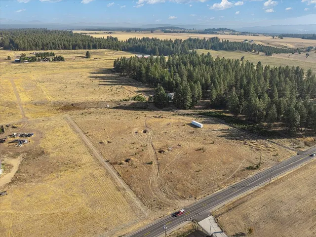 $349,900 | 1702 West Monroe Road, Colbert, WA 99005