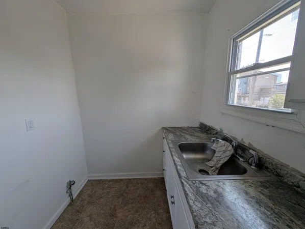 $285,000 | 322 North Tennessee Avenue, Atlantic City, NJ 08401