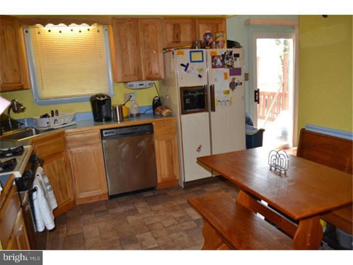 4904 Farming Ridge Boulevard Reading, PA 19606 - Photo 8 of 18