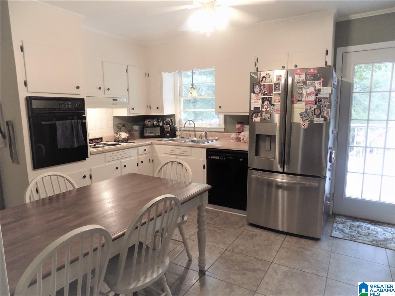 341 11th Street Southwest Alabaster, AL 35007 - Photo 10 of 24