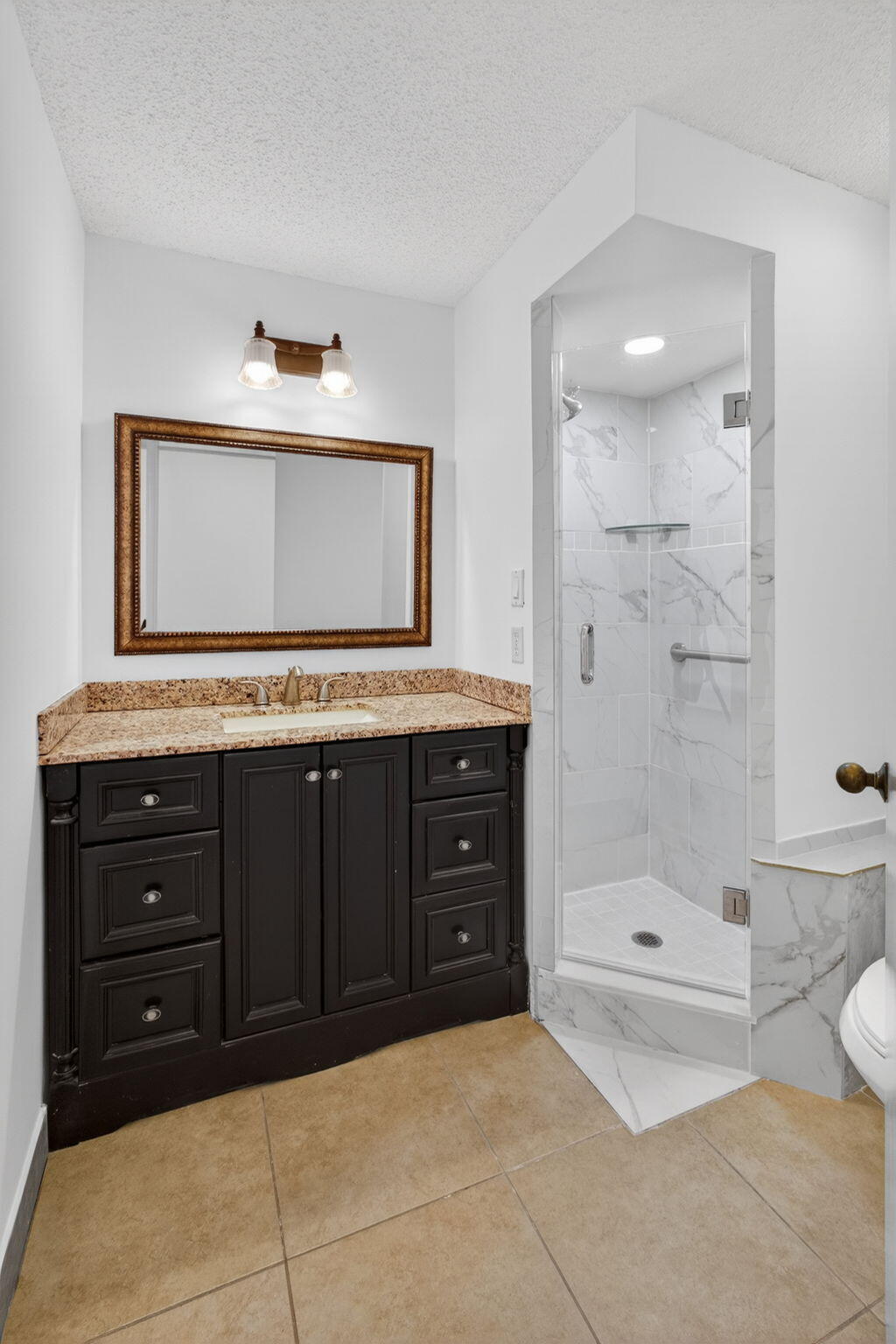 3057 Genoa Lane Jupiter, FL 33477 - Photo 13 of 55 first floor full bath