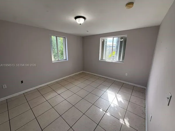 $1,875 | 229 Northwest 10th Avenue, Unit 4, Miami, FL 33128