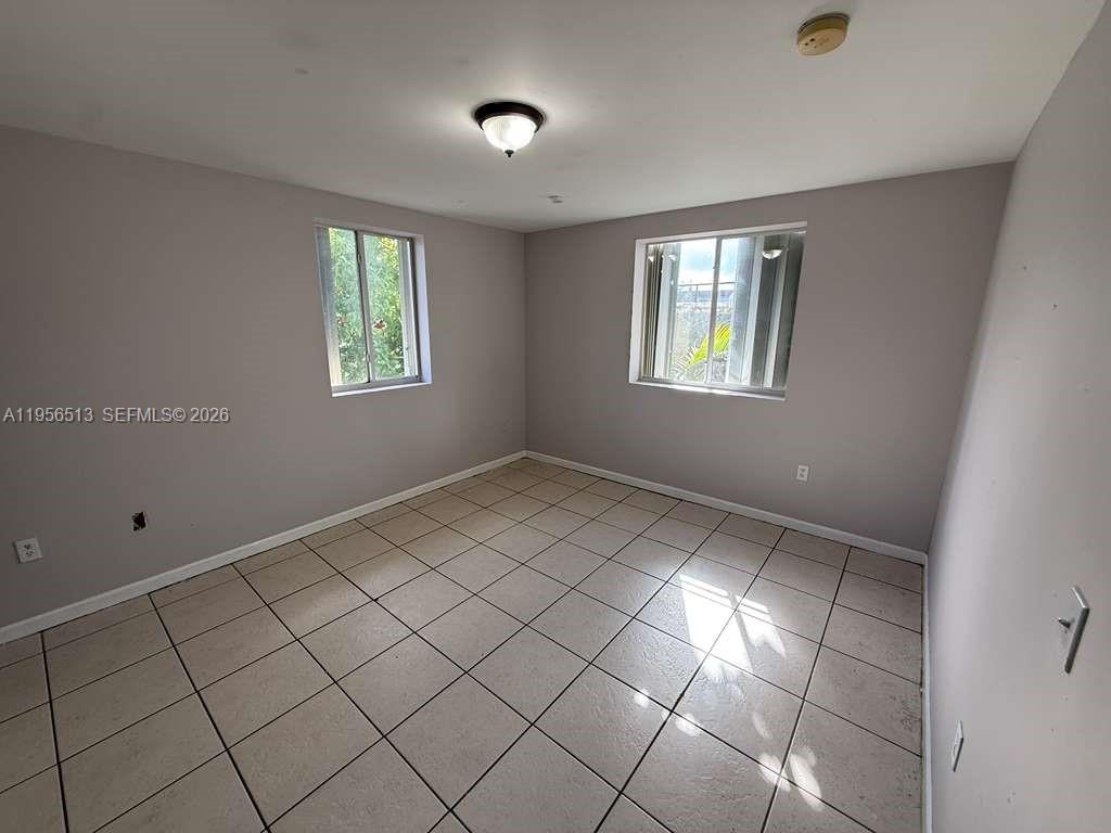 229 Northwest 10th Avenue, Unit 4 Miami, FL 33128 - Photo 3 of 9