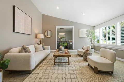 $1,650,000 | 3392 Royal Court, Napa, CA 94558
