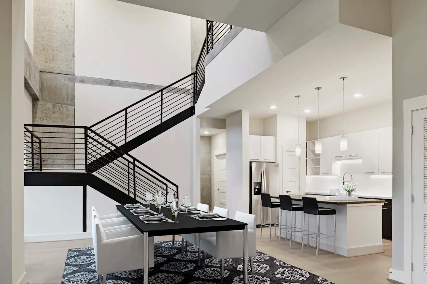 2727 Travis Street, Unit 608 Houston, TX 77006 - Photo 16 of 28 Move in by July 31 to receive up to 2 weeks FREE!