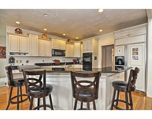 29 Old Farm Road Norwood, MA 02062 - Photo 9 of 29 Gallery Image 9